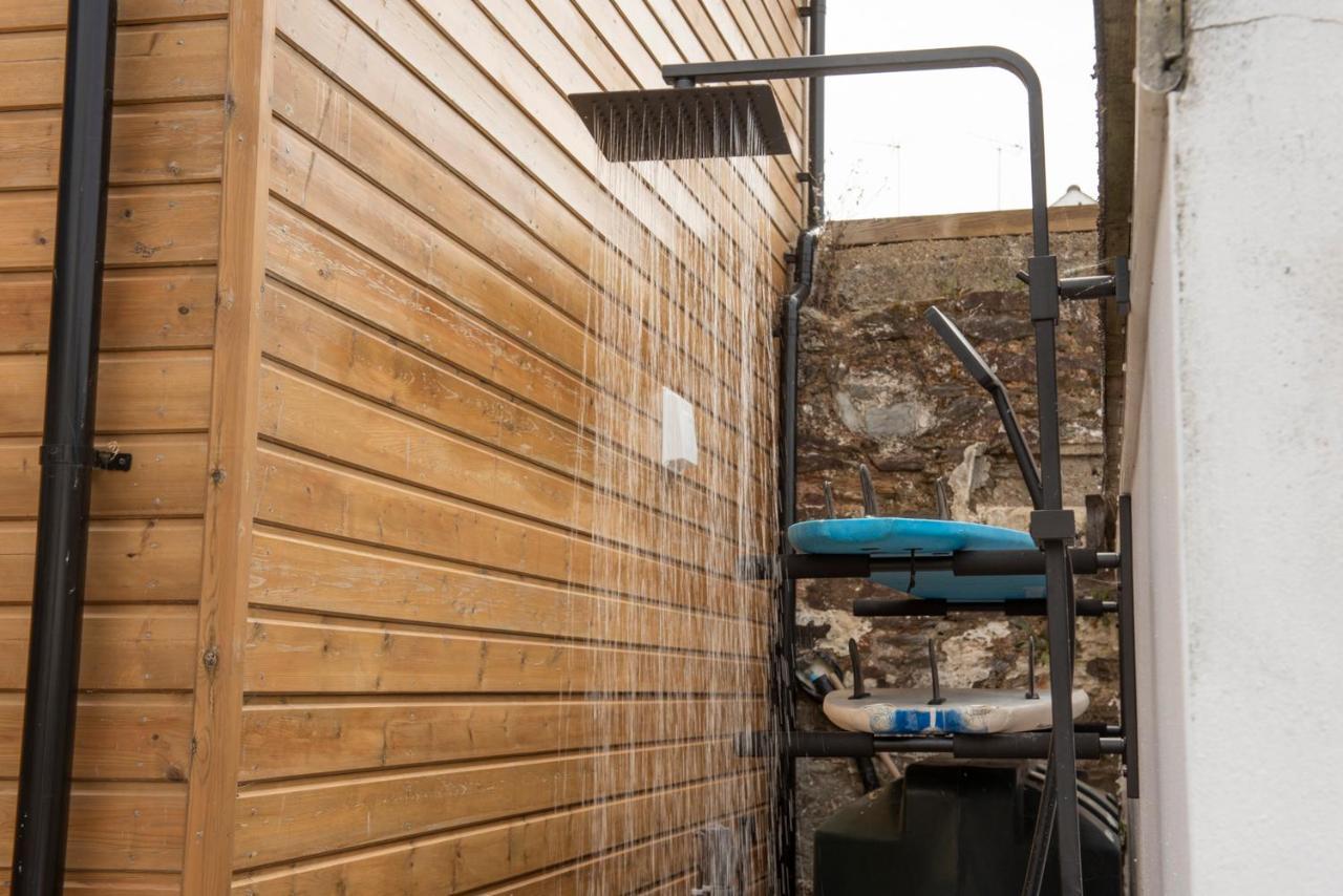 Sun Trap Apartment Портлевън Екстериор снимка